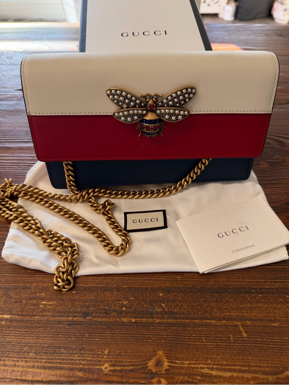 Gucci Tricolor Bee Leather Chain Crossbody - White, Red, Navy